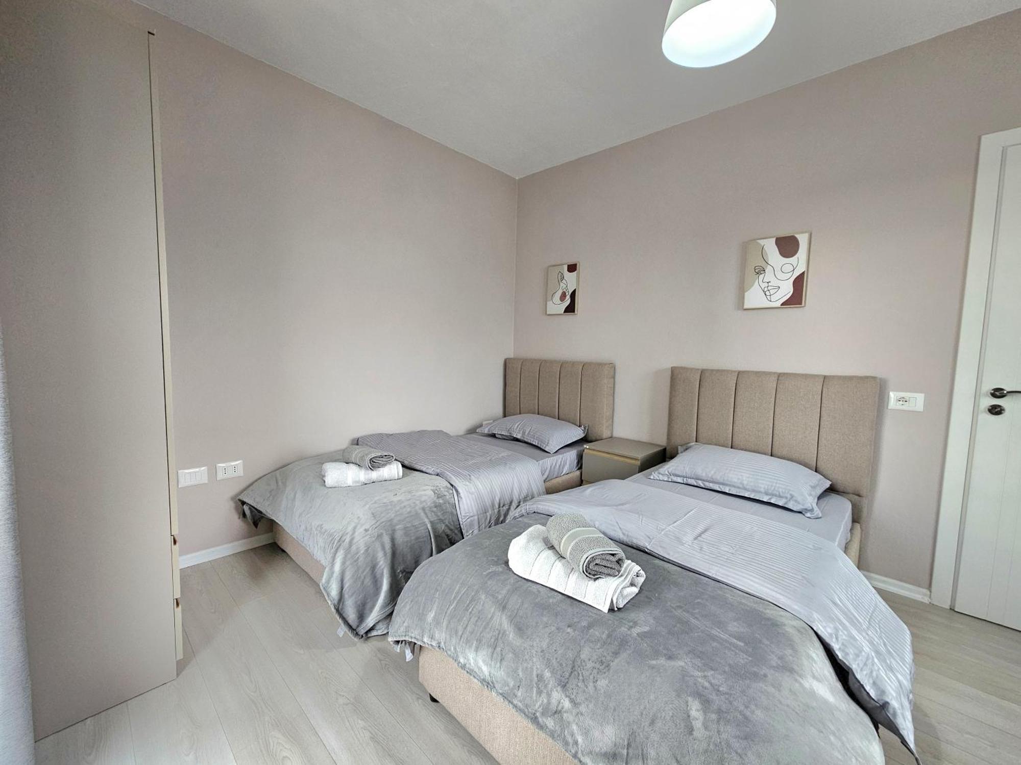Skyvista Apartment *